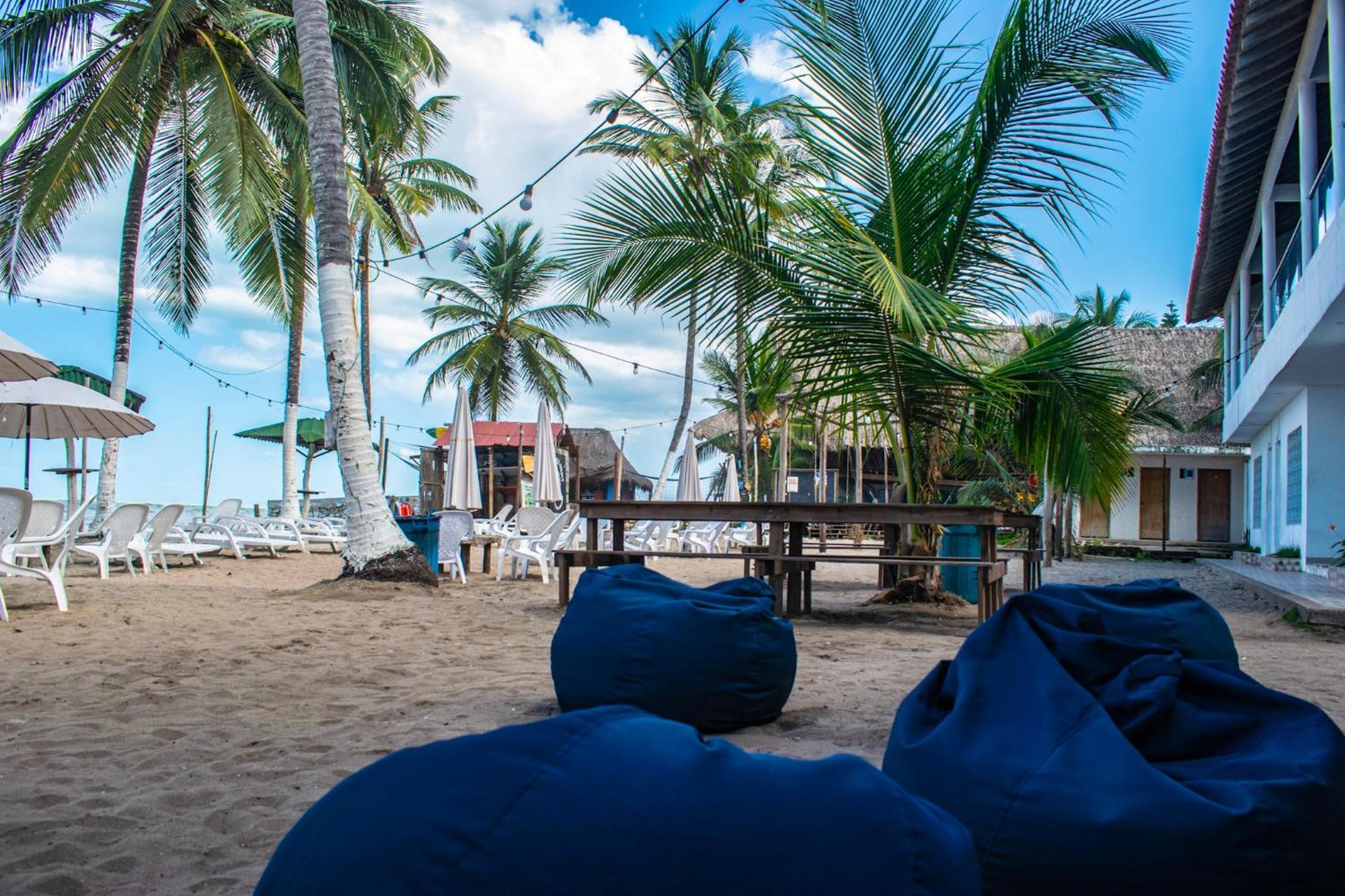 Beach Life Palomino - Beach Party Hostel & Beach Club المظهر الخارجي الصورة